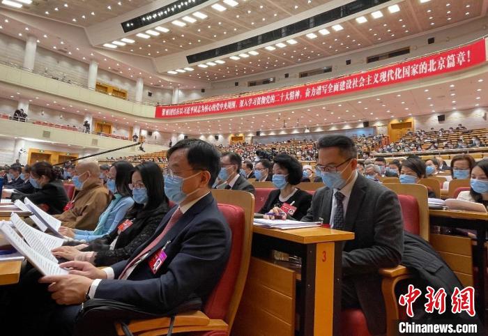 1月14日，政协北京市第十四届委员会第一次会议在北京会议中心开幕。　杜燕 摄